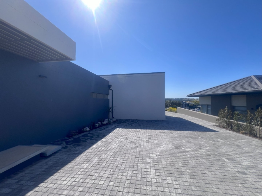 4 Bedroom Property for Sale in Oubaai Western Cape